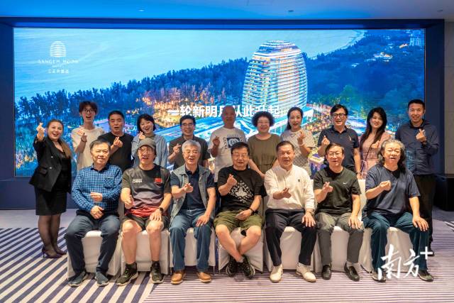 共赏明月！“诗歌万里行”走进海南三正月