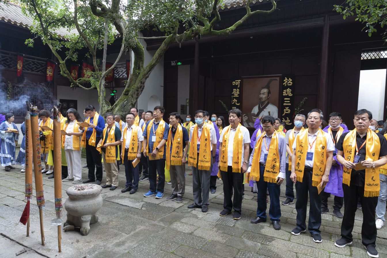 微信图片_20210610215924.jpg 微信图片_20210610215924.jpg