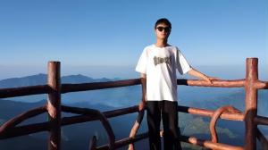 李依伦(1).jpg