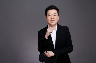 诗扬照片(横版1)(1).jpg 诗扬照片(横版1)(1).jpg